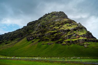 Eyjafjallajokull yakınlarındaki İzlanda Güney Sahili manzarası, HDR Görüntü