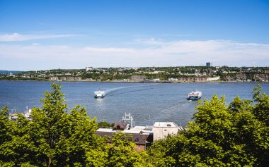 Quebec Şehri, Kanada - 3 Temmuz 2024: Güneşli havada tarihi kent merkezi, HDR Görüntü