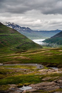 İzlanda 'daki Doğu Fiyortlarının Manzaraları, HDR Görüntü