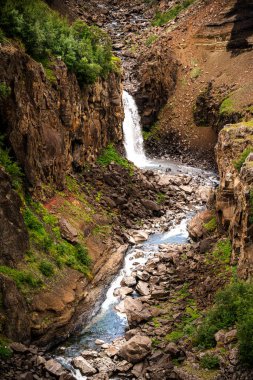 Hengifoss Şelalesi, Orta İzlanda, HDR Görüntü