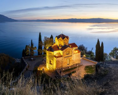 Ohri, Kuzey Makedonya - 23 Ekim 2024: Günbatımında tarihi kent merkezi, HDR Görüntü