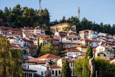 Ohri, Kuzey Makedonya - 23 Ekim 2024: Günbatımında tarihi kent merkezi, HDR Görüntü