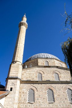 Bitola, Makedonya - 23 Ekim 2024: Tarihi kentin sonbaharda görüntüsü, HDR