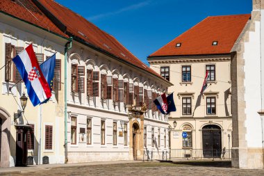 Zagreb, Hırvatistan - 07 Eylül 2024: Sonbaharda tarihi kent merkezi, HDR resmi