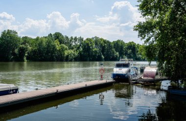 Tisza Gölü Simgeleri, Doğu Macaristan