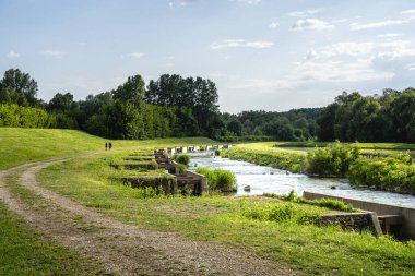 Tisza Gölü Simgeleri, Doğu Macaristan