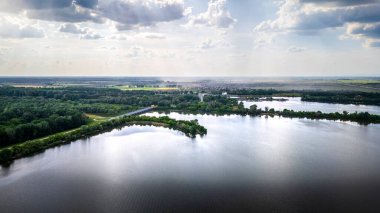 Tisza Gölü Simgeleri, Doğu Macaristan