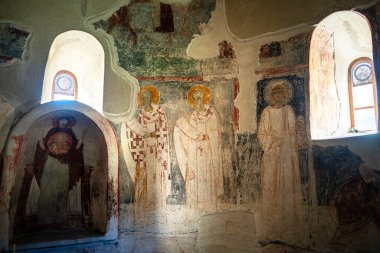 Krallığın yakınlarındaki Sırp Ortodoks Manastırı Studenica manzarası