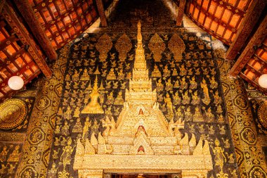 Wat Xieng Tangası, (Altın Şehir Tapınağı), Luang Prabang yarımadasının kuzey ucunda bir Budist tapınağı, Laos