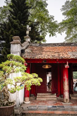 Hanoi, Vietnam - 15 Ocak 2025: Edebiyat Tapınağı (Konfüçyüs Tapınağı)