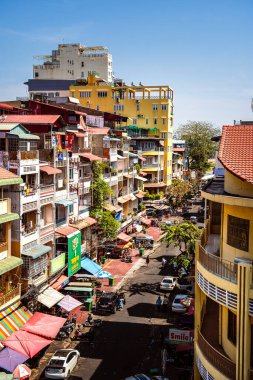 Phnom Penh, Kamboçya - 25 Ocak 2025: Güneşli havada tarihi şehir merkezi