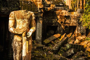 Angkor, Kamboçya - 26 Ocak 2025: Kamboçya 'daki Preah Khan Tapınağı' nın antik kalıntıları