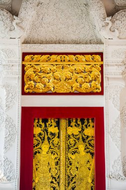 Chiang Mai, Tayland - 5 Şubat 2025: Güneşli havalarda tarihi merkez