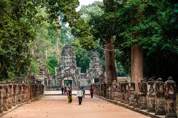 Angkor, Kamboçya - 26 Ocak 2025: Kamboçya 'daki Preah Khan Tapınağı' nın antik kalıntıları