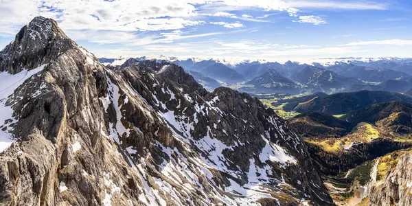 Avusturya 'nın Styria kentindeki Dachstein Buzul Manzarası