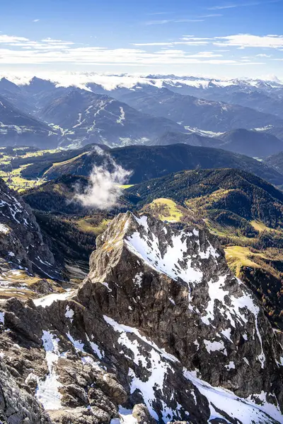 Avusturya 'nın Styria kentindeki Dachstein Buzul Manzarası