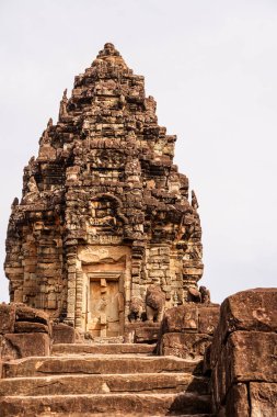 Angkor Kompleksi, Kamboçya 'daki Bakong Tapınağı' nın antik kalıntıları