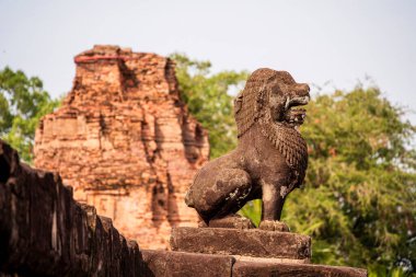 Angkor Kompleksi, Kamboçya 'daki Bakong Tapınağı' nın antik kalıntıları