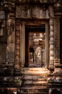 Angkor, Kamboçya 'daki Chau Say Tevoda Tapınağı' nın antik kalıntıları