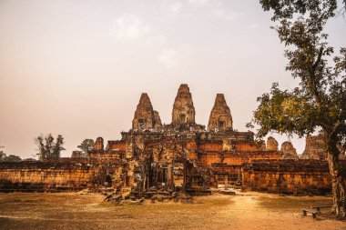 Angkor, Kamboçya 'da Sunset' teki Pre Rup Tapınağı
