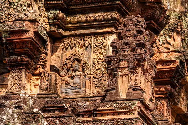 Banteay Srei Tapınağının antik kalıntıları, Angkor, Kamboçya