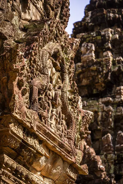 Angkor, Kamboçya 'daki Chau Say Tevoda Tapınağı' nın antik kalıntıları