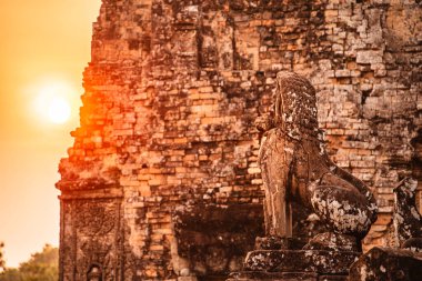 Angkor, Kamboçya 'da Sunset' teki Pre Rup Tapınağı