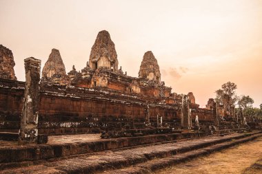 Angkor, Kamboçya 'da Sunset' teki Pre Rup Tapınağı
