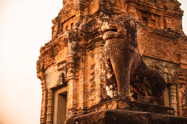 Angkor, Kamboçya 'daki Antik Doğu Mebon Tapınağı