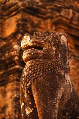 Angkor, Kamboçya 'daki Antik Doğu Mebon Tapınağı