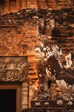Angkor, Kamboçya 'daki Antik Doğu Mebon Tapınağı