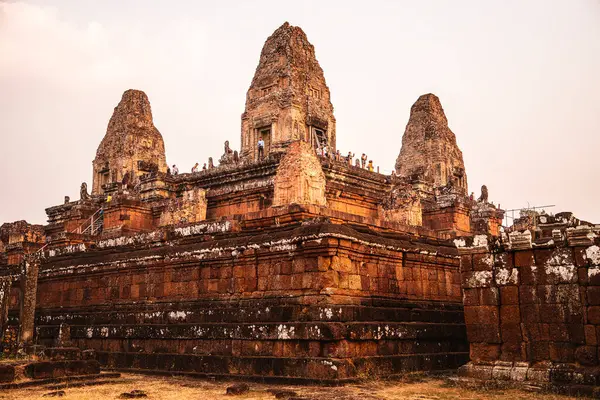 Angkor, Kamboçya 'da Sunset' teki Pre Rup Tapınağı