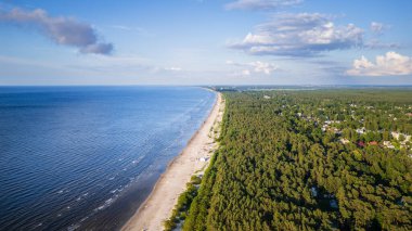 Yazın yukarıdan Jurmala, Letonya