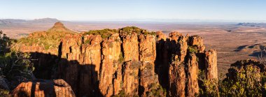 Camdeboo Ulusal Parkı manzarası, ıssızlık vadisi, Güney Afrika