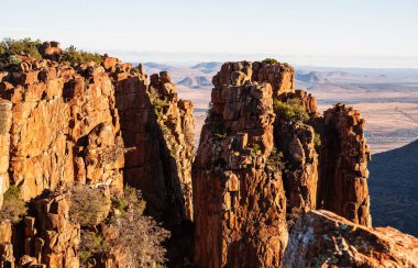 Camdeboo Ulusal Parkı manzarası, ıssızlık vadisi, Güney Afrika