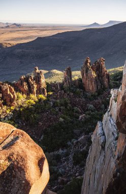 Camdeboo Ulusal Parkı manzarası, ıssızlık vadisi, Güney Afrika