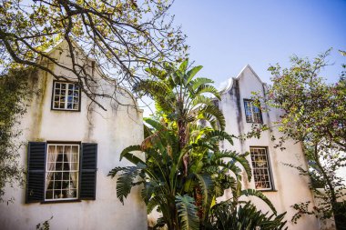 Swellendam, Güney Afrika - 3 Haziran 2025: Sonbaharda Tarihi Merkez, HDR Görüntü