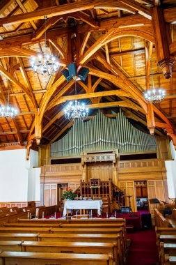 Franschhoek, Güney Afrika - 3 Haziran 2025: Yazın pitoresk şehir