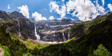Gavarnie Sirki, Fransız Pirenesi 'ndeki Picturesque Dağları Düzeni