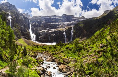 Gavarnie Sirki, Fransız Pirenesi 'ndeki Picturesque Dağları Düzeni
