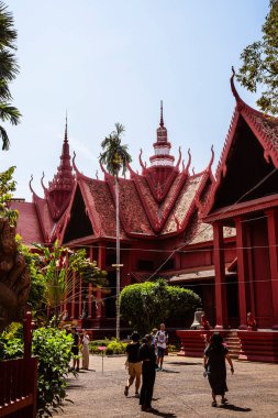 Phnom Penh, Kamboçya - 25 Ocak 2025: Güneşli havada tarihi şehir merkezi