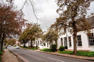 Boschendal, Güney Afrika - 3 Haziran 2025: Franschhoek yakınlarındaki tarihi üzüm bağı