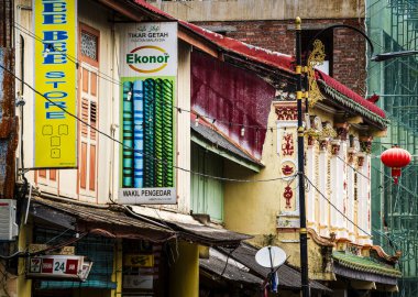 Kuala Terengganu, Malezya - 5 Şubat 2025: Bulutlu havada tarihi merkez, HDR Görüntü