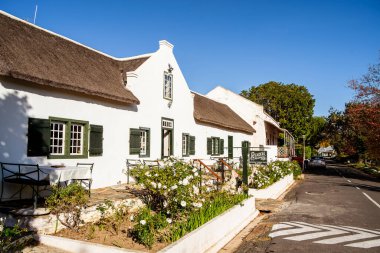 Tulbagh, Güney Afrika - 2 Temmuz 2025: Güneşli havalarda tarihi köy