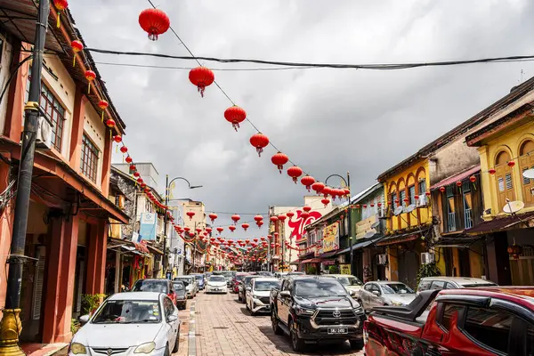Kuala Terengganu, Malezya - 5 Şubat 2025: Bulutlu havada tarihi merkez, HDR Görüntü