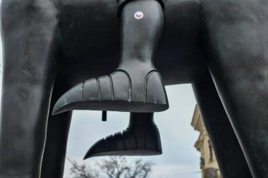 Brno 'da ünlü bir simge olarak kabul edilen Lüksemburg' daki Uçbeyi Jobst heykeli.