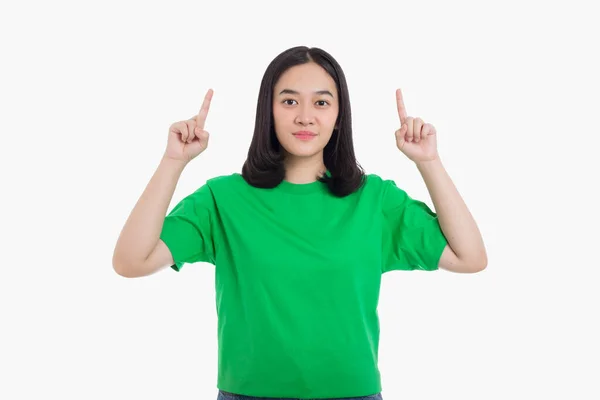 Asiatisk Kvinna Pekar Finger Till Uppsidan Med Produkt Eller Tom — Stockfoto