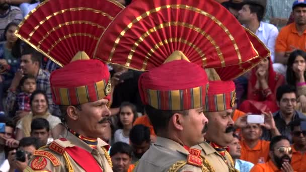 Amritsar India Marca 2019 Zbliżenie Trzech Indyjskich Żołnierzy Granicy Wagah — Wideo stockowe