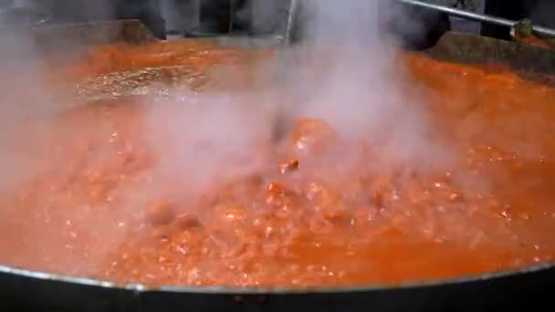 Primer Plano Una Salsa Roja Para Pollo Tandoor Hirviendo Restaurante — Vídeos de Stock