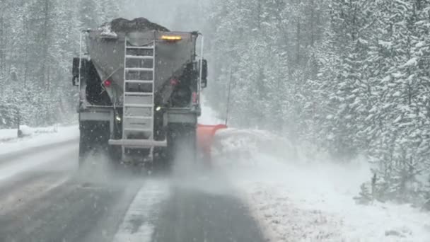 Slow Motion Clip Snow Pelow Clearing Part Grand Loop Road — Wideo stockowe